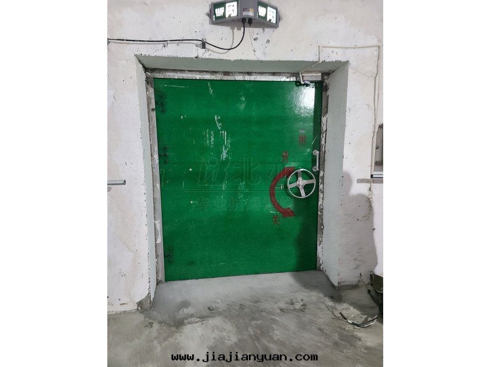 玻璃鋼(gāng)隧道(dào)防護門(mén)